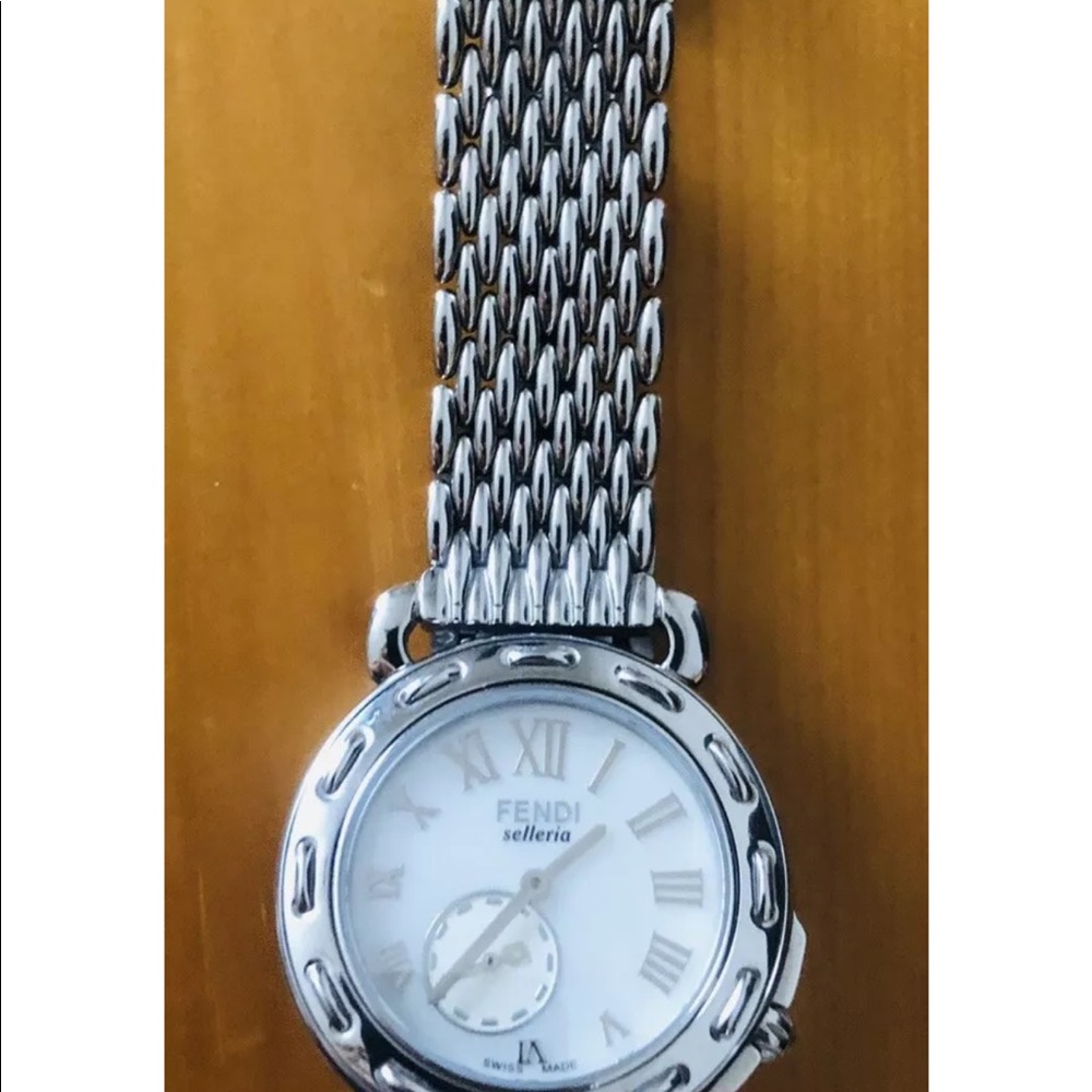 Fendi selleria watch - Picture 9 of 16
